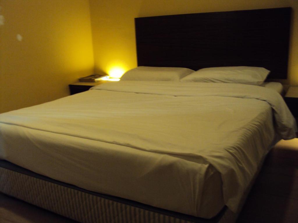 Golden Bay Hotel Malacca Værelse billede