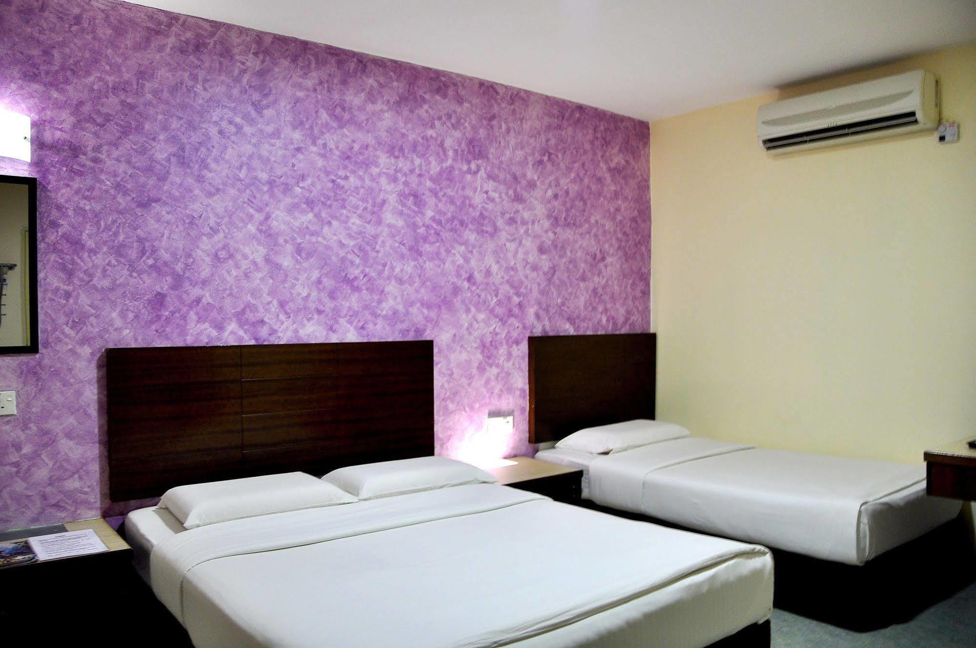 Golden Bay Hotel Malacca Eksteriør billede